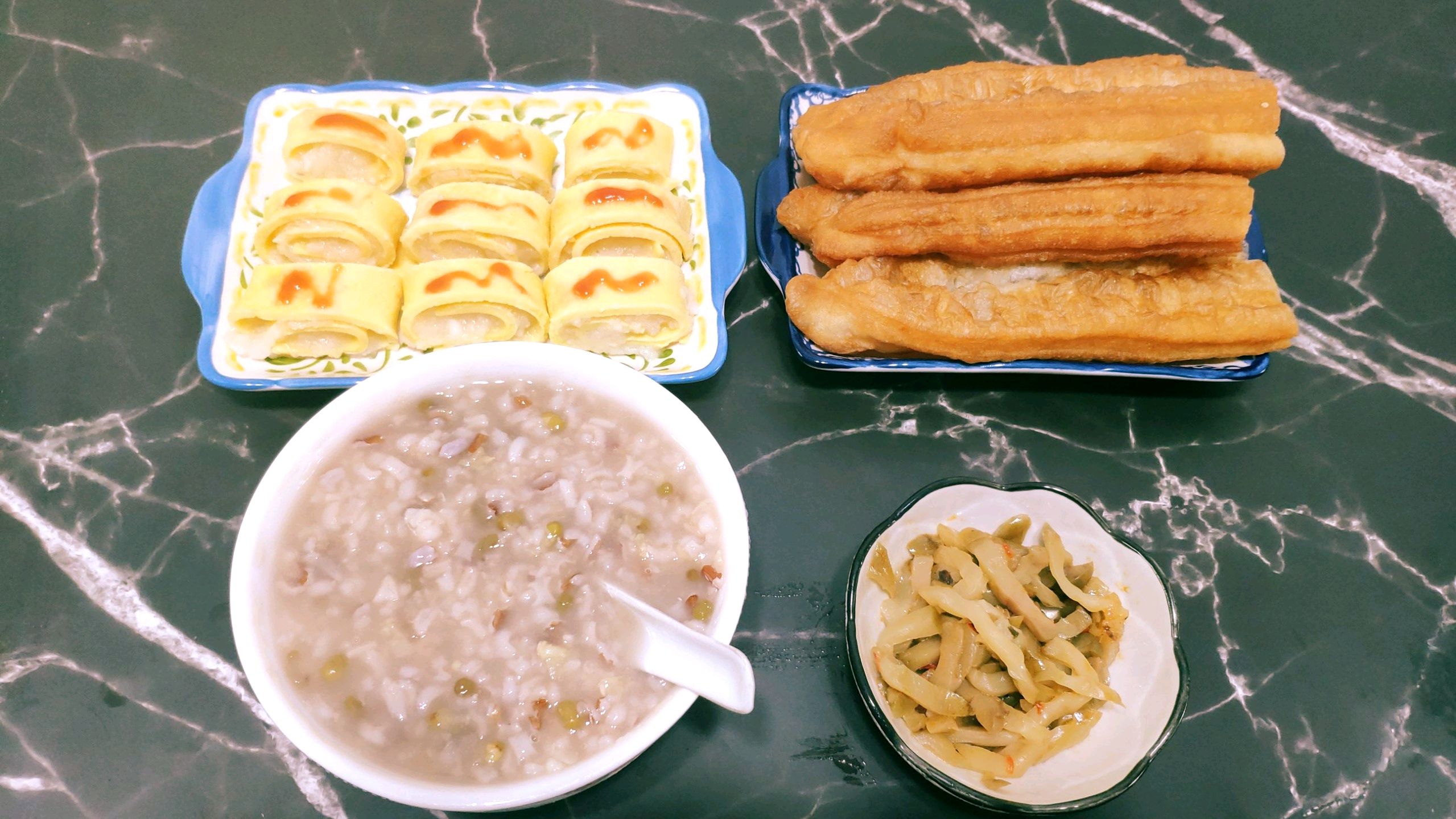 绿豆百合粥 营养养生 立秋之后多吃对身体好