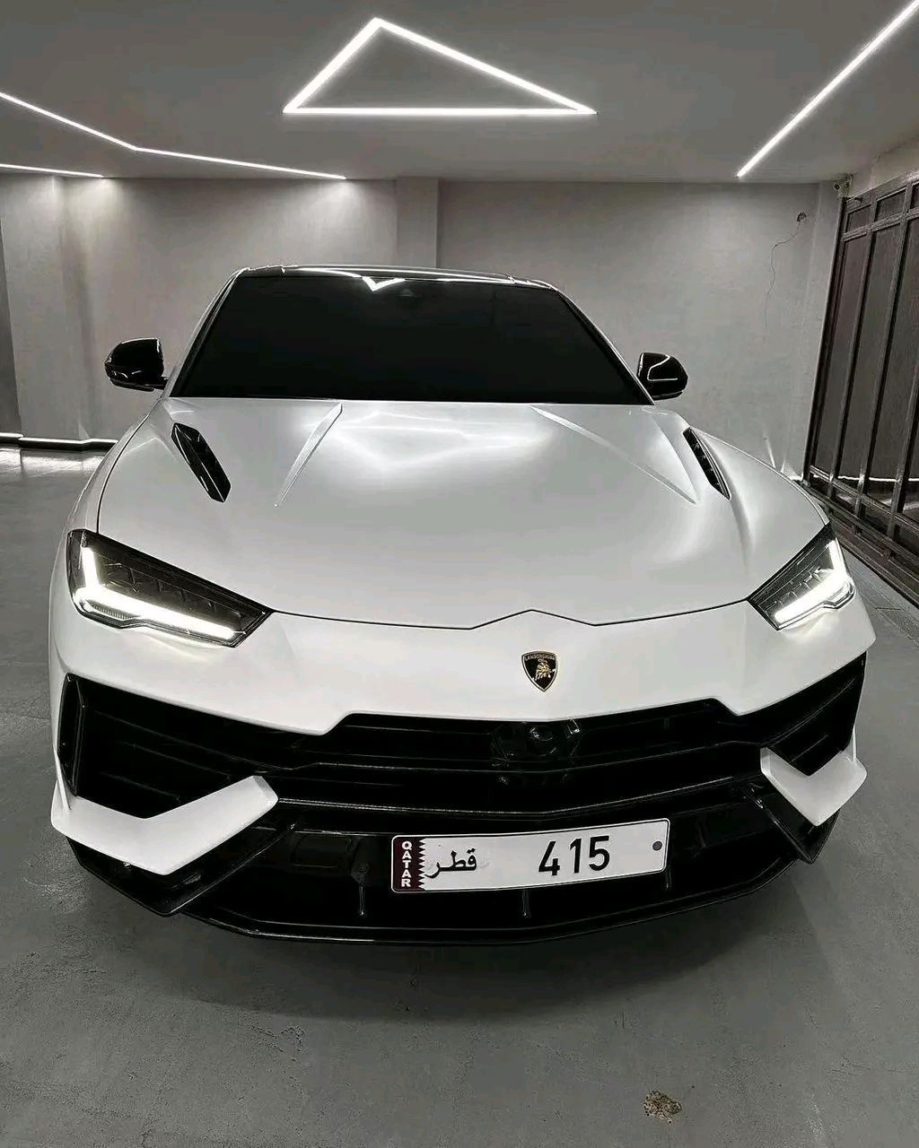 它是兰博基尼旗下的一款高性能suv车型,以2021款兰博基尼urus为例其 