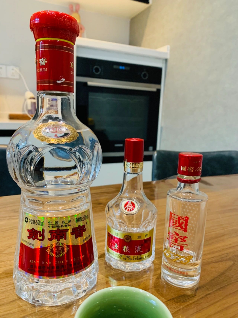 除茅台以外,酒局上公认开瓶率最高的4款白酒,看看哪一款是你最为青睐