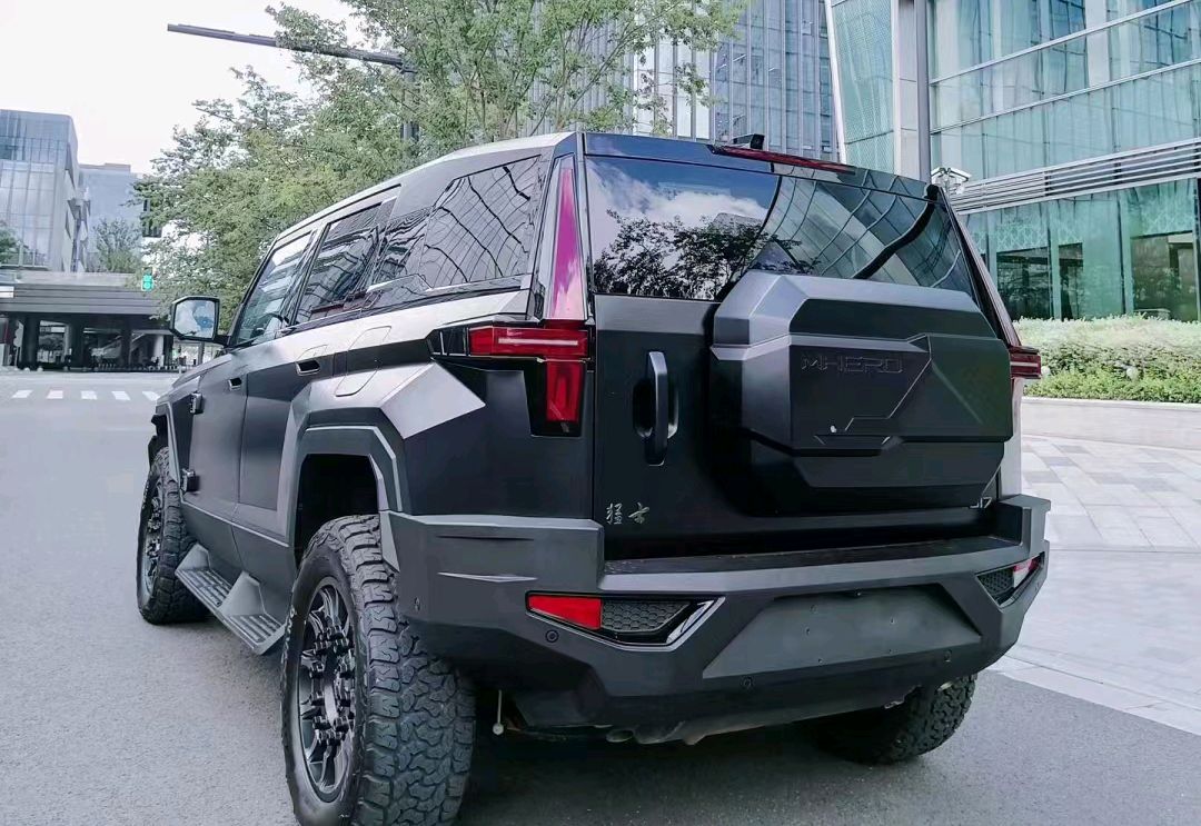 东风猛士917:国产纯电suv新标杆,立体又霸气,动力更澎湃