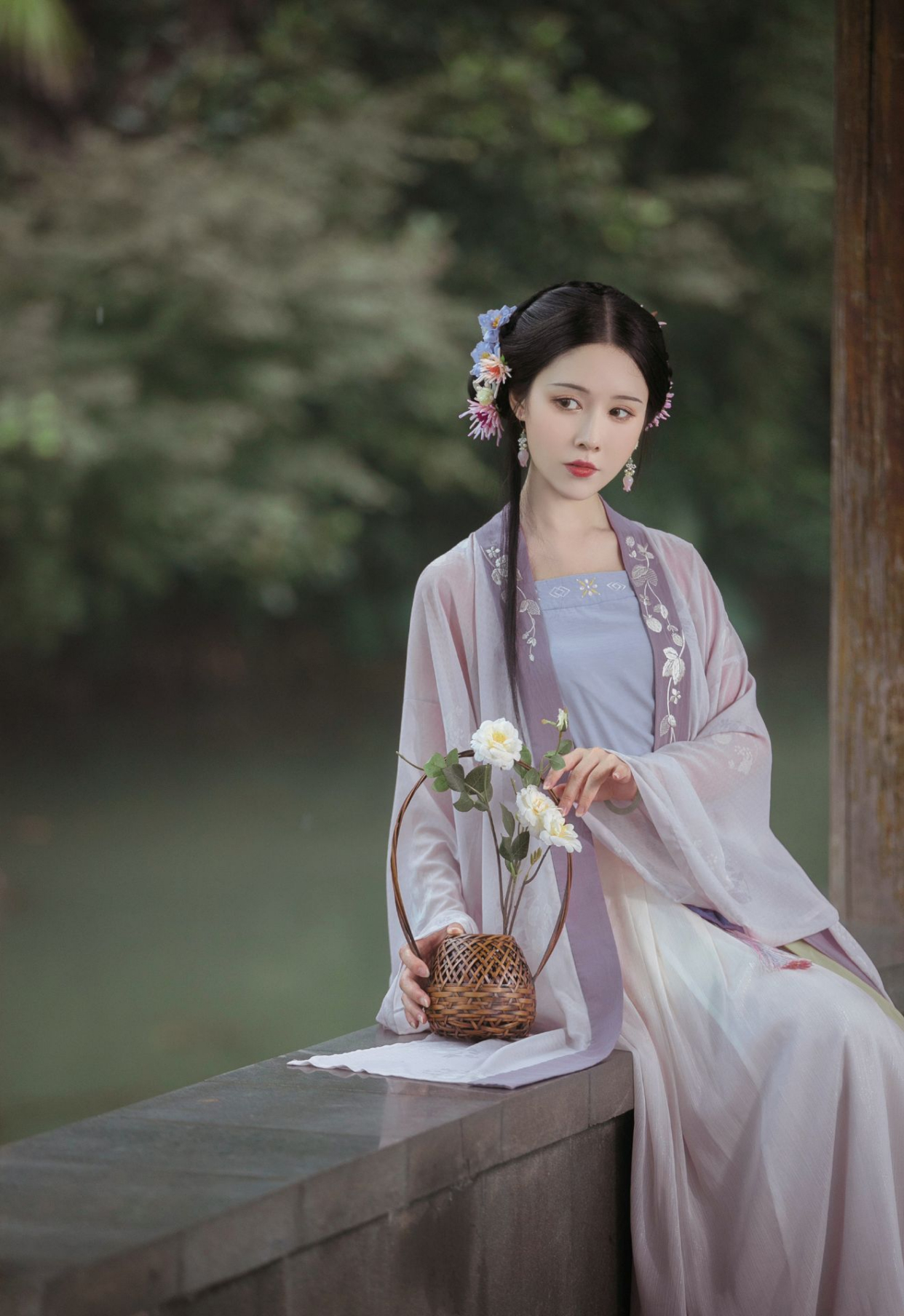 宋朝人的审美有多超前?让这几套汉服来告诉你,领略古人的时尚