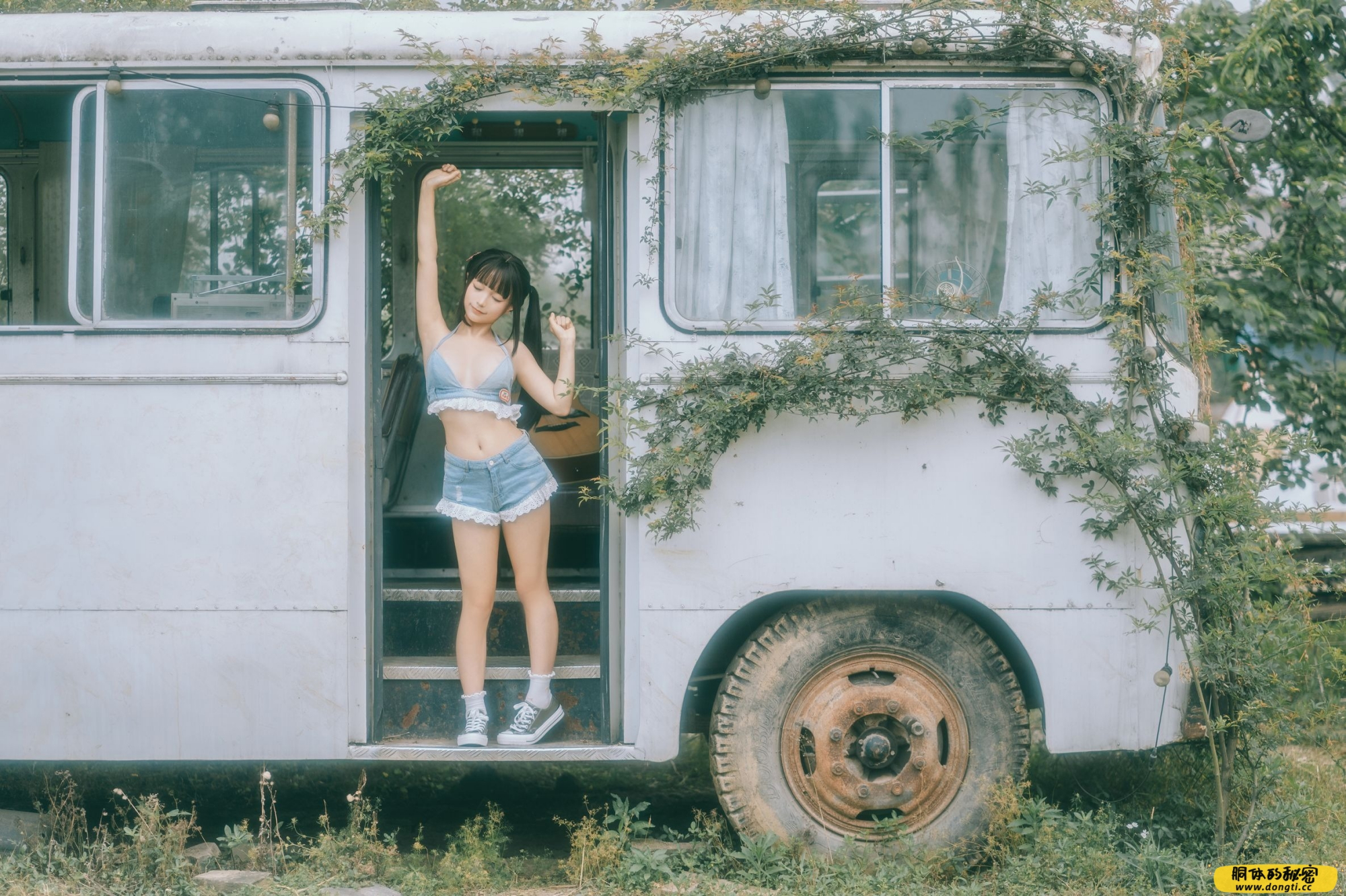 图片[2]-蠢沫沫-大巴房车-福利虾虾