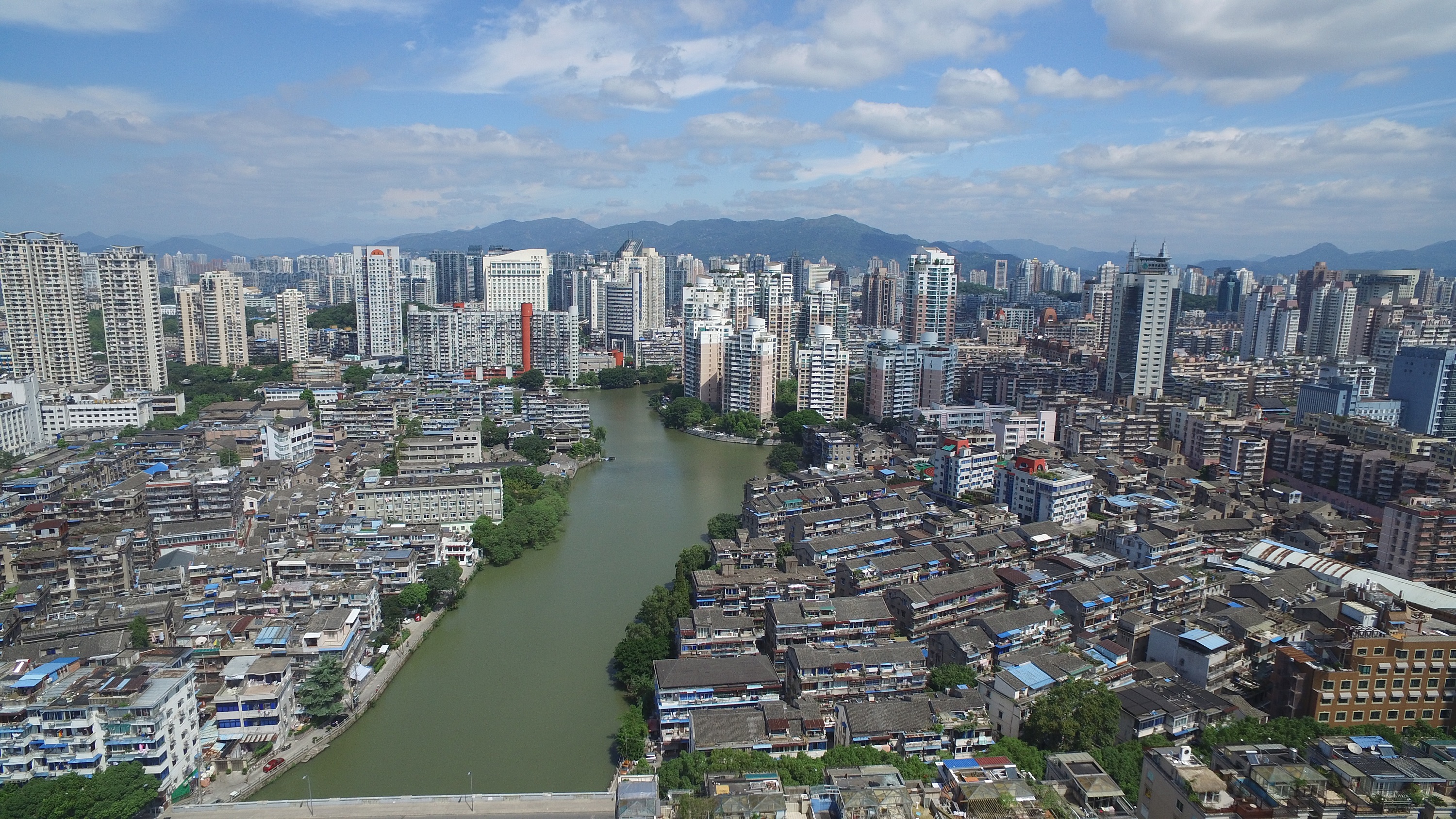 李强总理记者招待会感悟