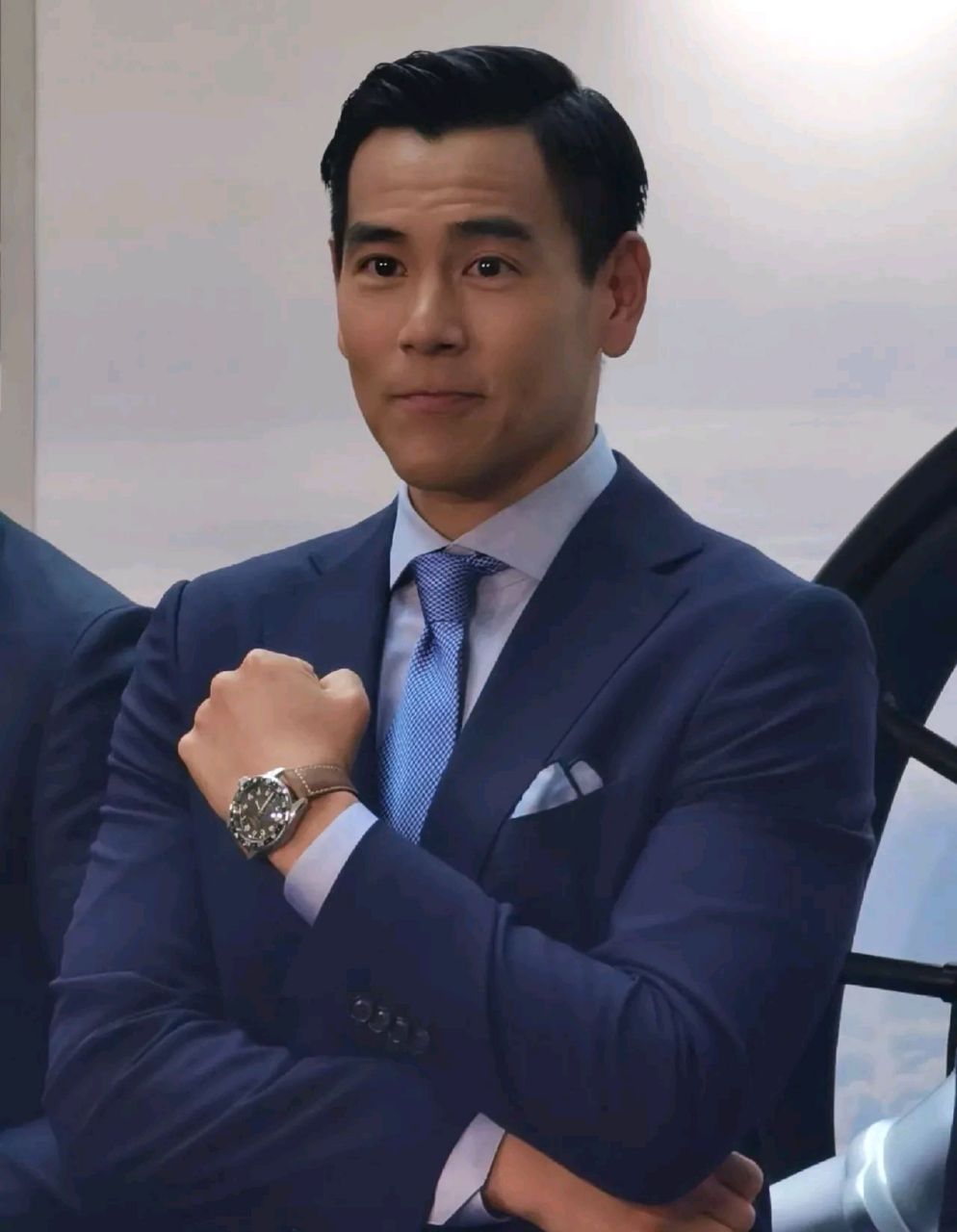 说实话,彭于晏的颜值和气质确实很出众,越来越有男人味了.