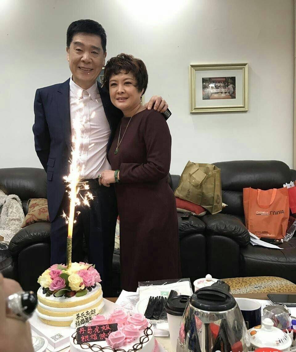 《外来媳妇本地郎》阿光,阿耀,阿祖的妻子都是演员,阿耀妻子呢