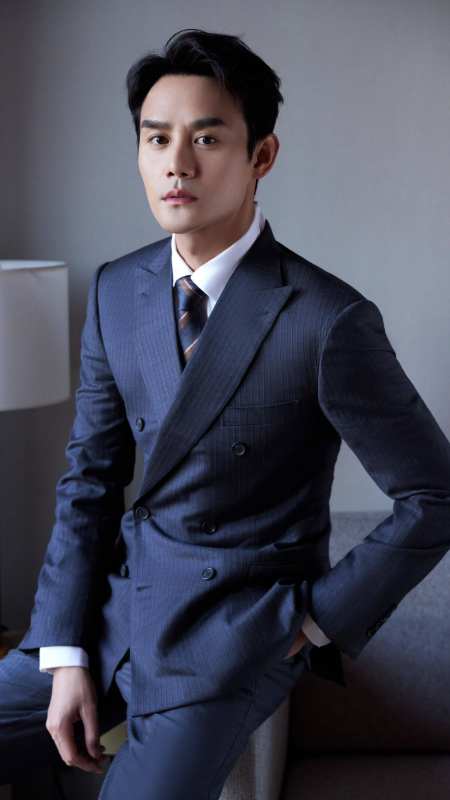 王凯23岁签约华谊,觉得自己要火了.-度小视