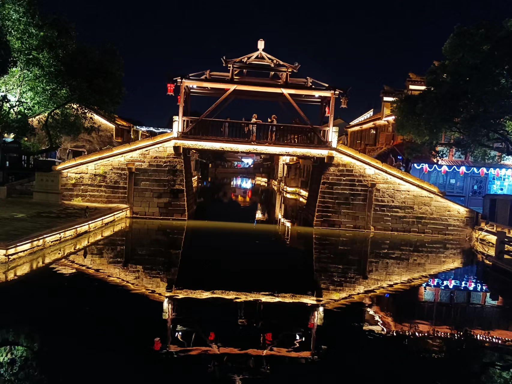 苏州同里古镇夜景图片图片