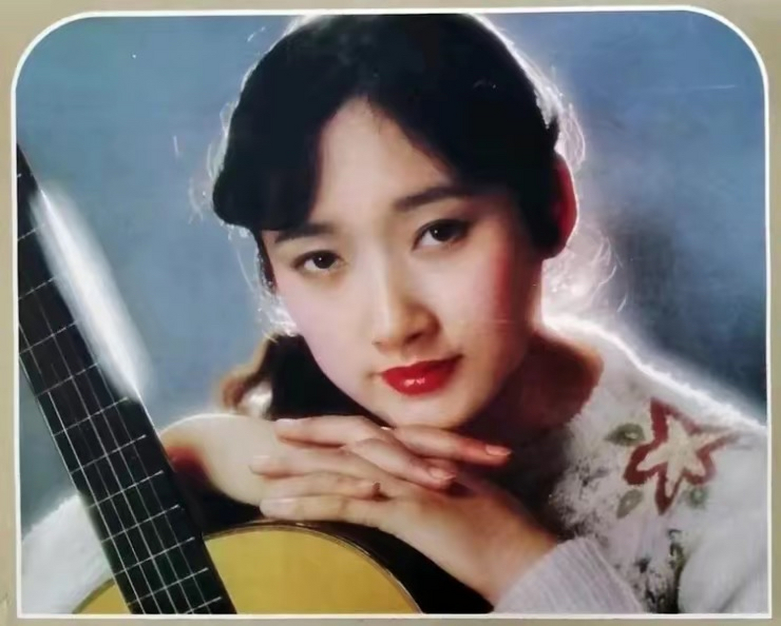 80年代红歌星成方圆近况 两婚两离无子女 如今和91岁老父亲相依为命