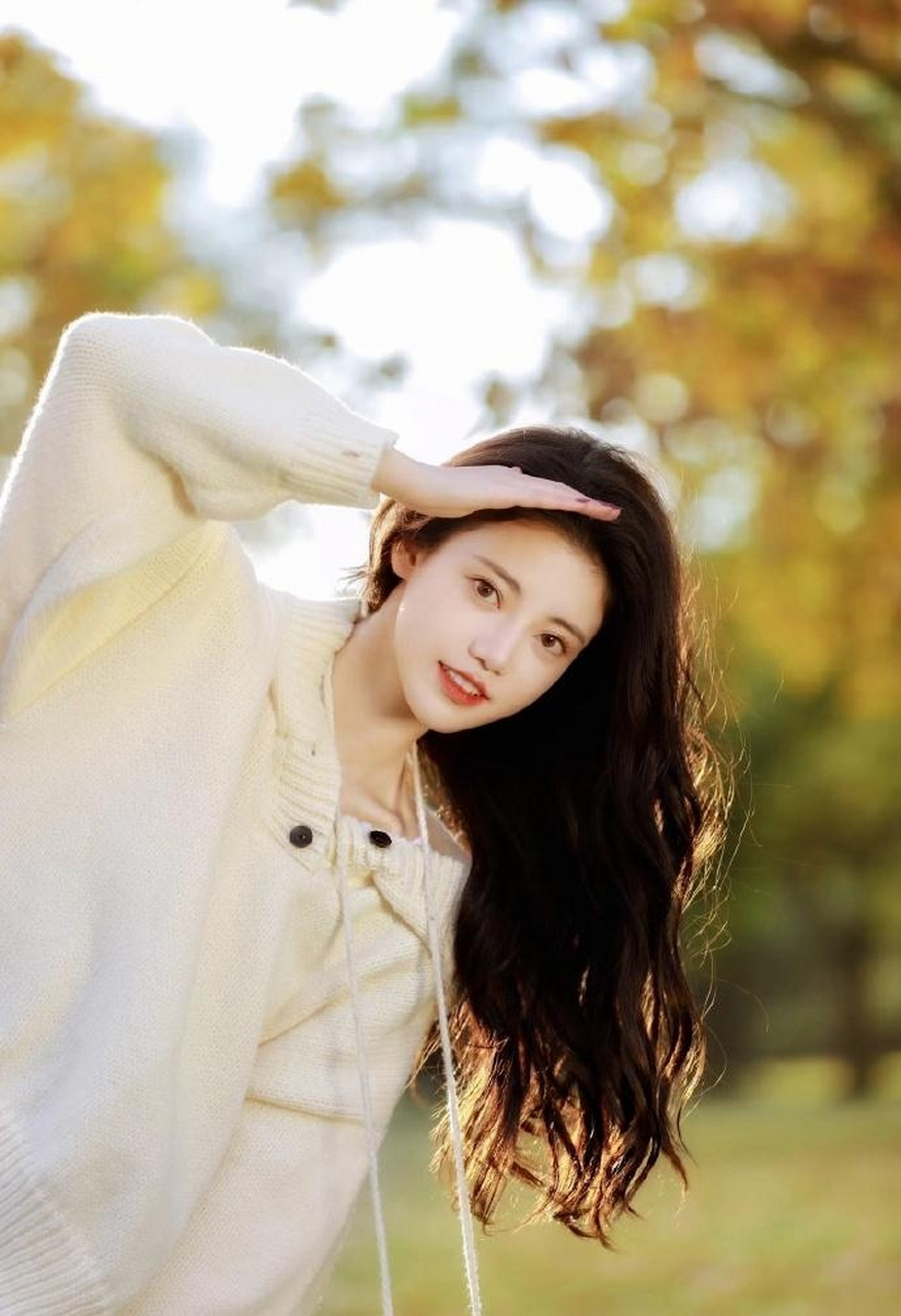 翩然的扮演者孙珍妮真是美得发光[比心]