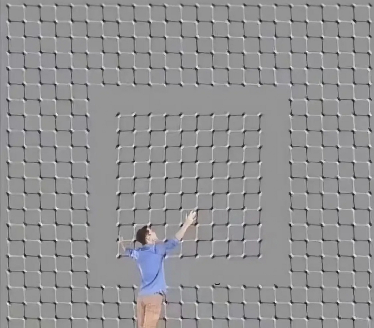 怎么回事,我的眼睛看这张图的时候,好像会动耶