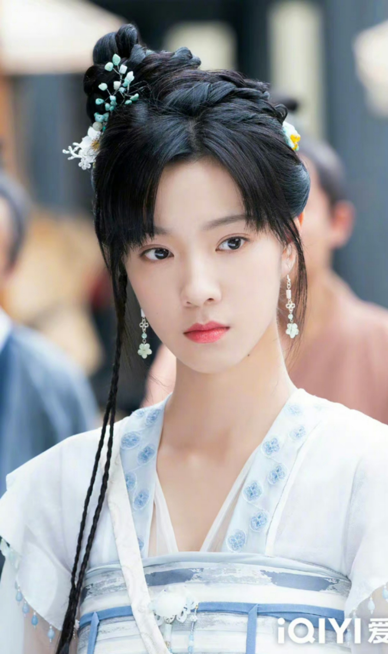 庄达菲饰演射雕英雄传之黄蓉,是一大败笔.