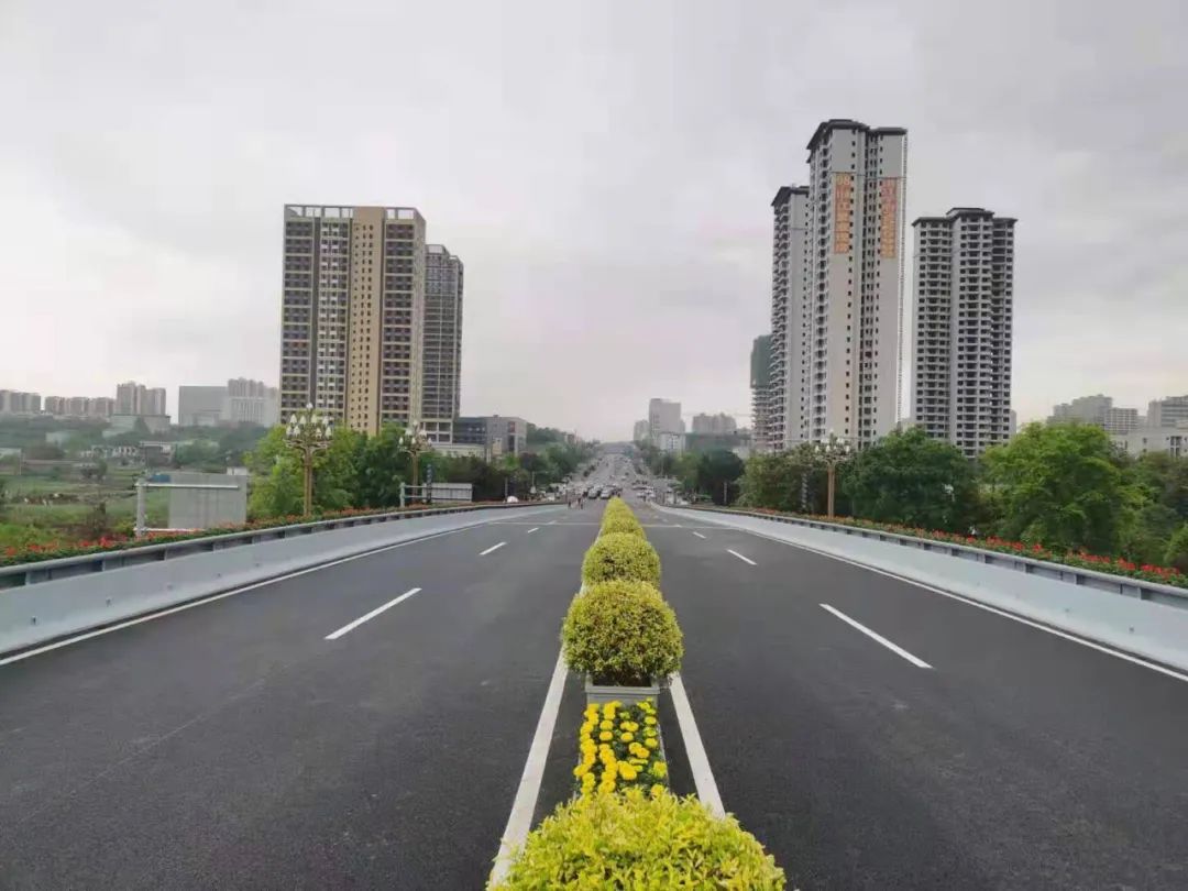 好消息!四川南充顺庆滨江北路上跨桥正式通车!