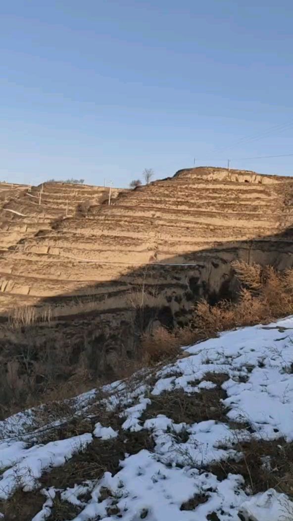 黄土山沟图片