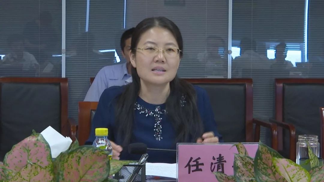 全国最年轻的女副省长,北大毕业,国企背景,颜值担当