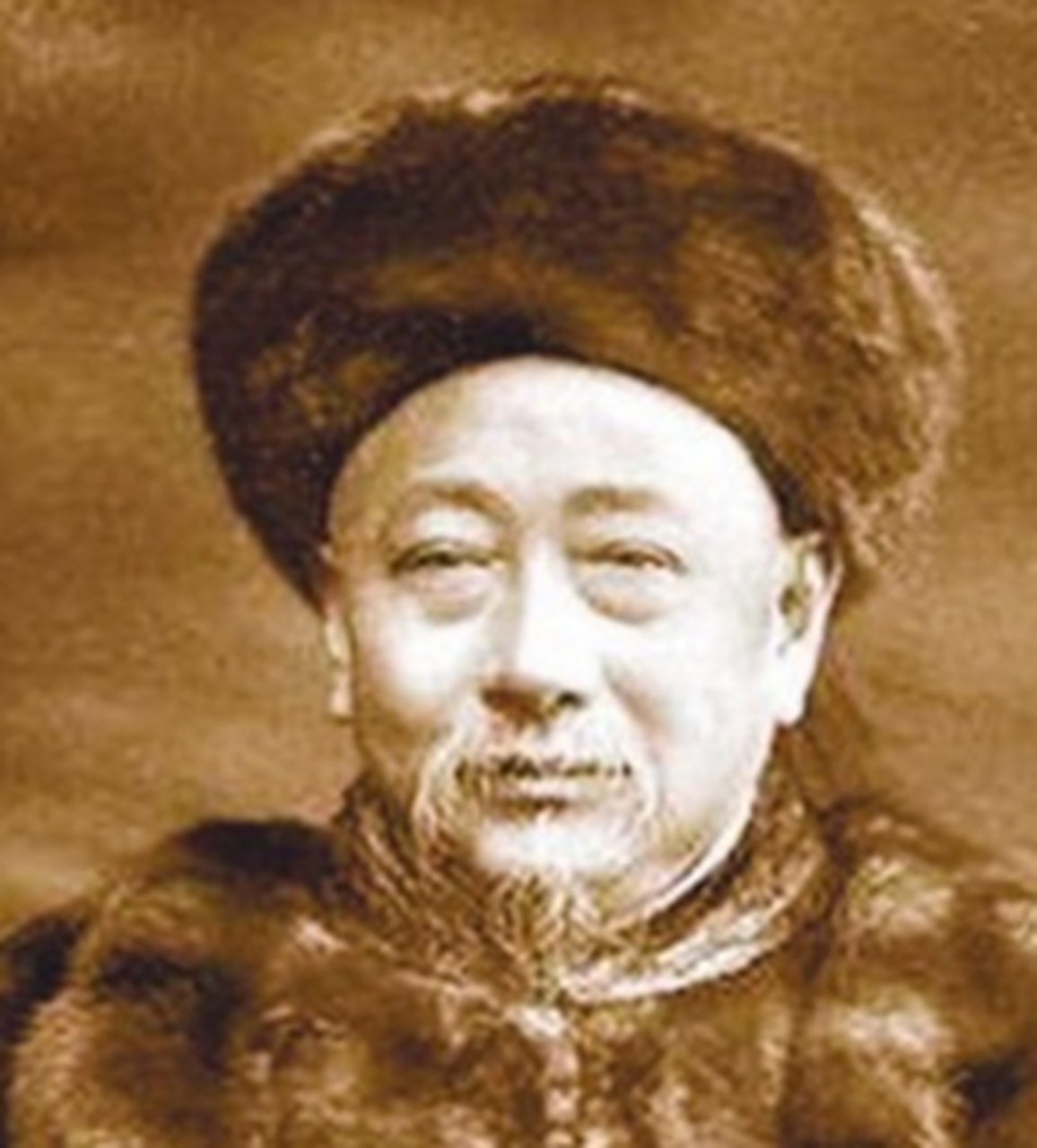 光绪元年(1875年)初,郭嵩焘写成《条陈海防事宜》上奏,认为将西方