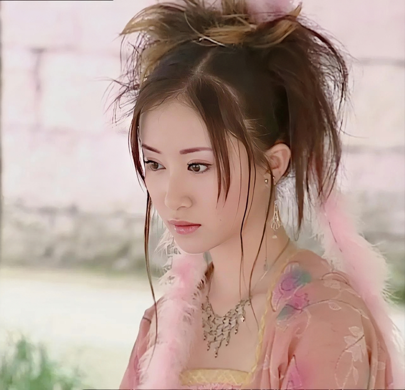 回忆经典剧 《宝莲灯》中狐狸小玉的古装美图分享 她活泼可爱,单纯