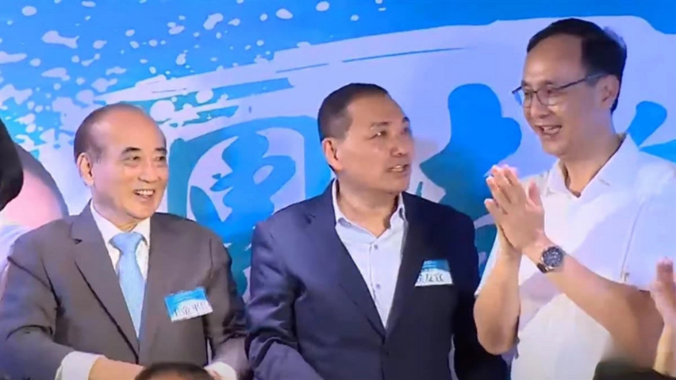 面对绿营出招,蓝营一团散沙?