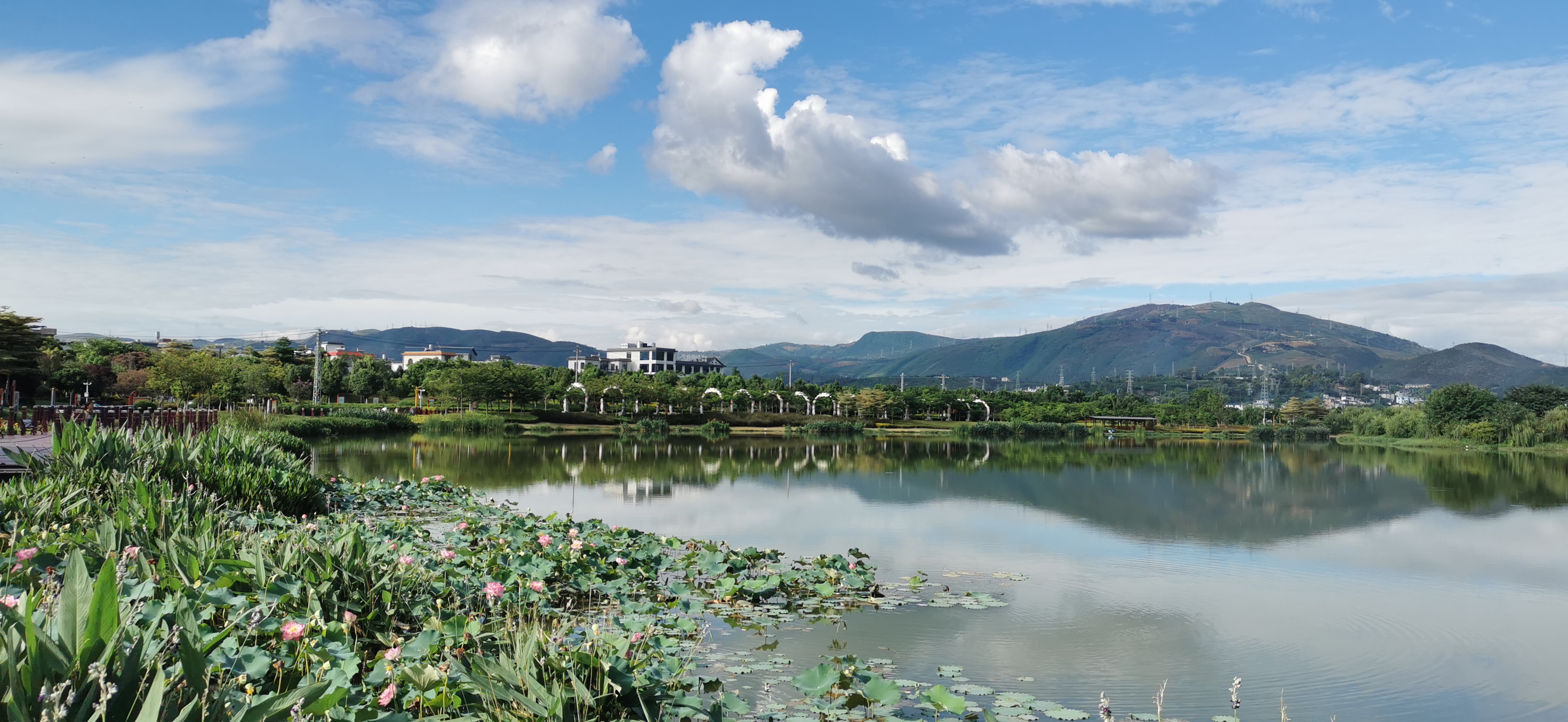 云南开远,米轨上有趣的小城