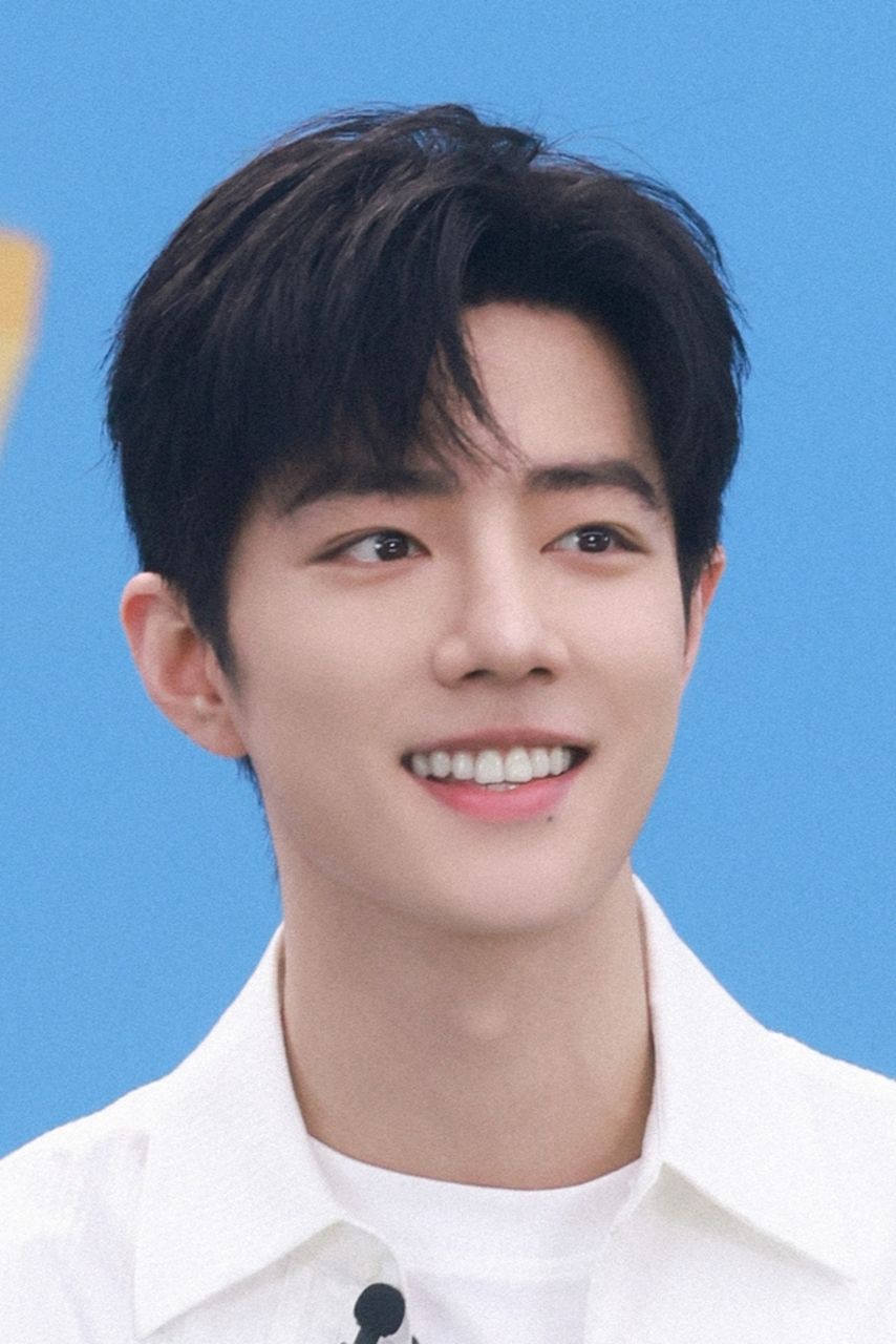 肖战白衬衫直播造型#  阳光帅气又可爱