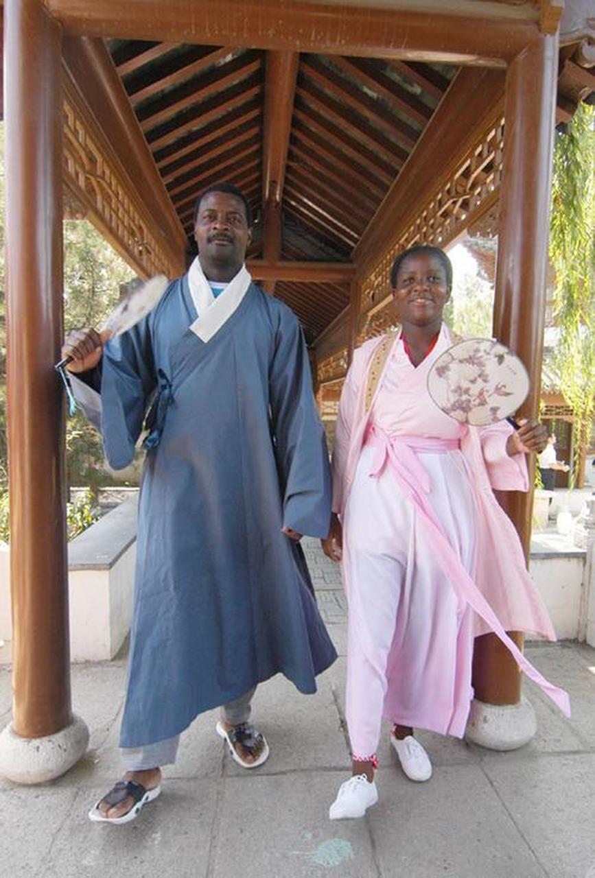 黑人穿汉服有种说不出来的感觉