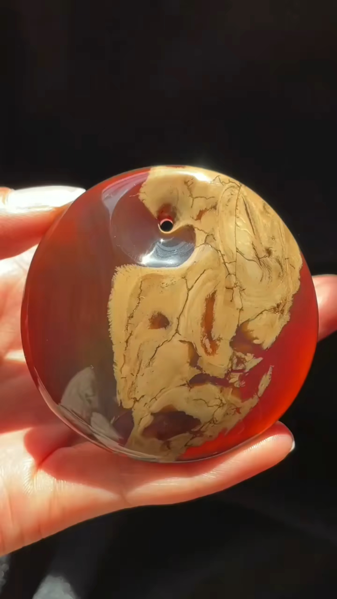 缅甸琥珀白花蜜溶洞平安扣