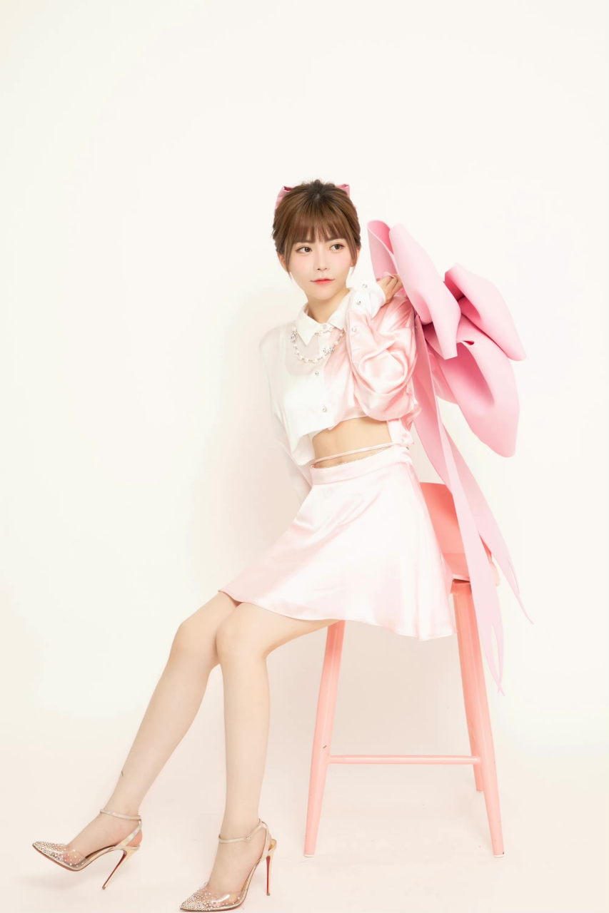 周淑怡 透明高跟鞋[爱你]