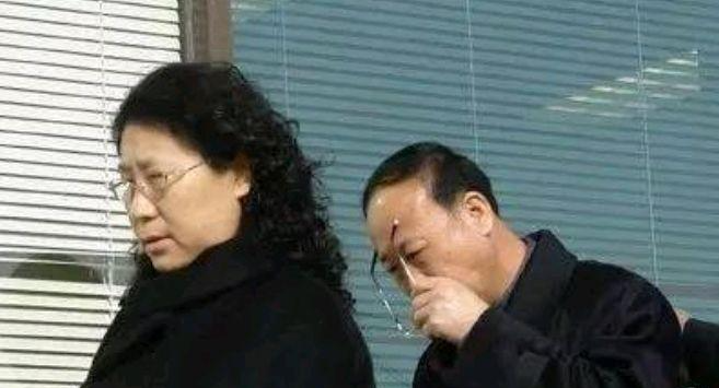 中国女留学生柳乾,在加拿大深造一年后,却被发现死在寝室