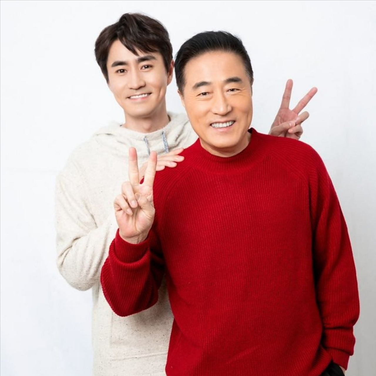 我今天才知道:现实中杨玏是杨立新的儿子!