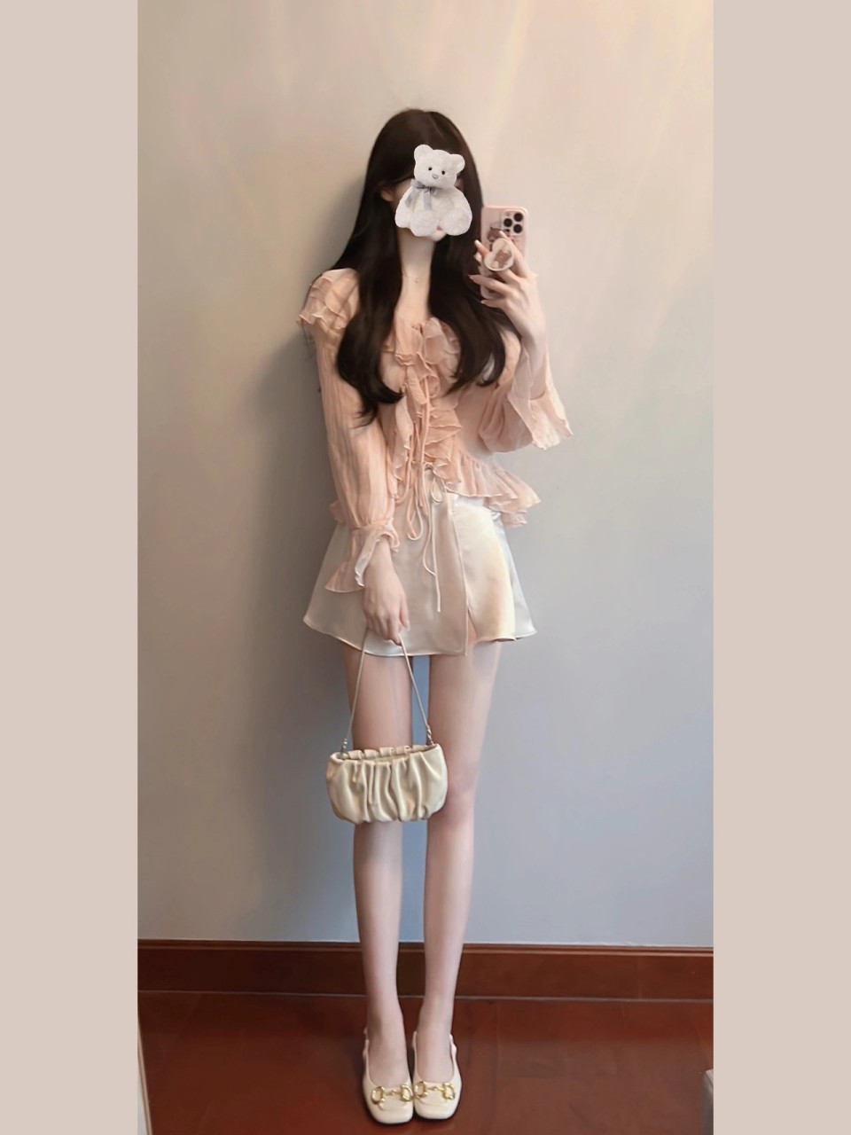 ootd|温柔直男斩穿搭～  超超超温柔的荷叶边雪纺衬衫 淡淡的腮红粉色