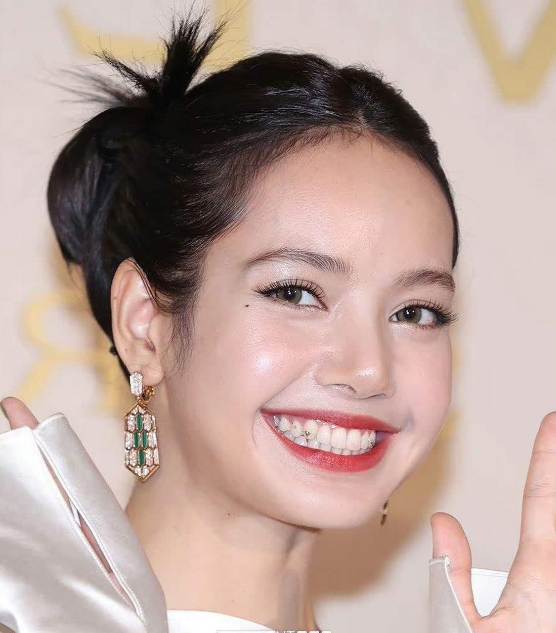 lisa成熟10岁引热议!