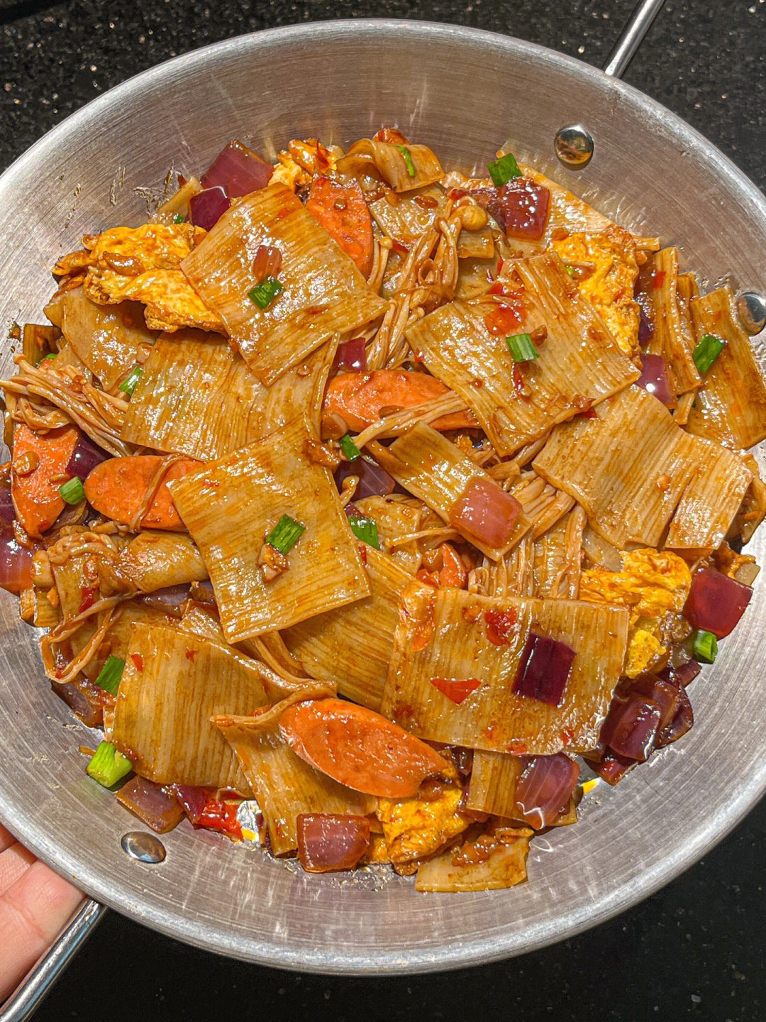 爱吃冷面的家人们一定要试试这个炒冷面,这配方真的比路边摊的烤