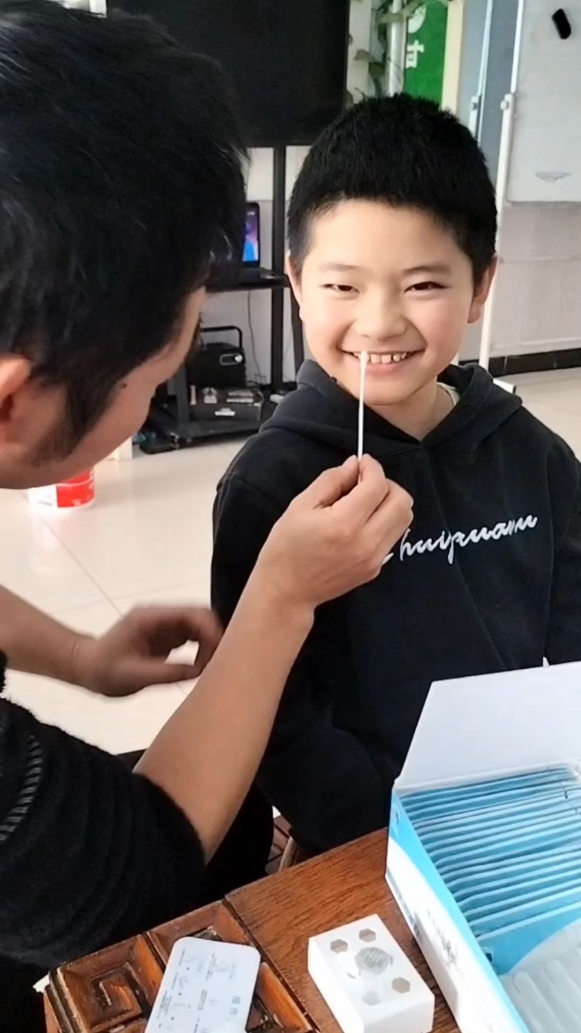 居家核酸检测,鼻拭子怎么检测核酸?-度小视