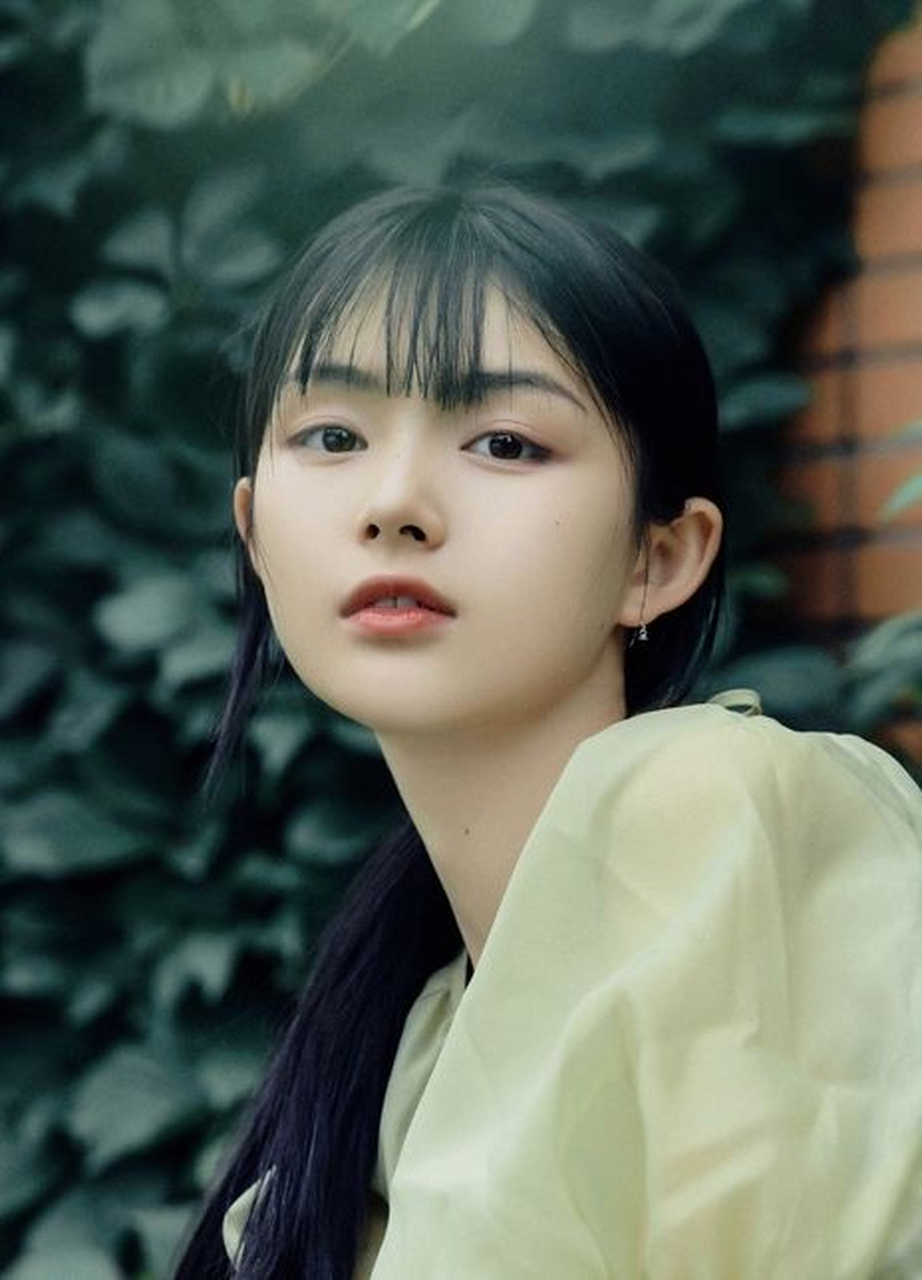 廖慧佳,1998年4月出生于湖南长沙,中国内地女演员.