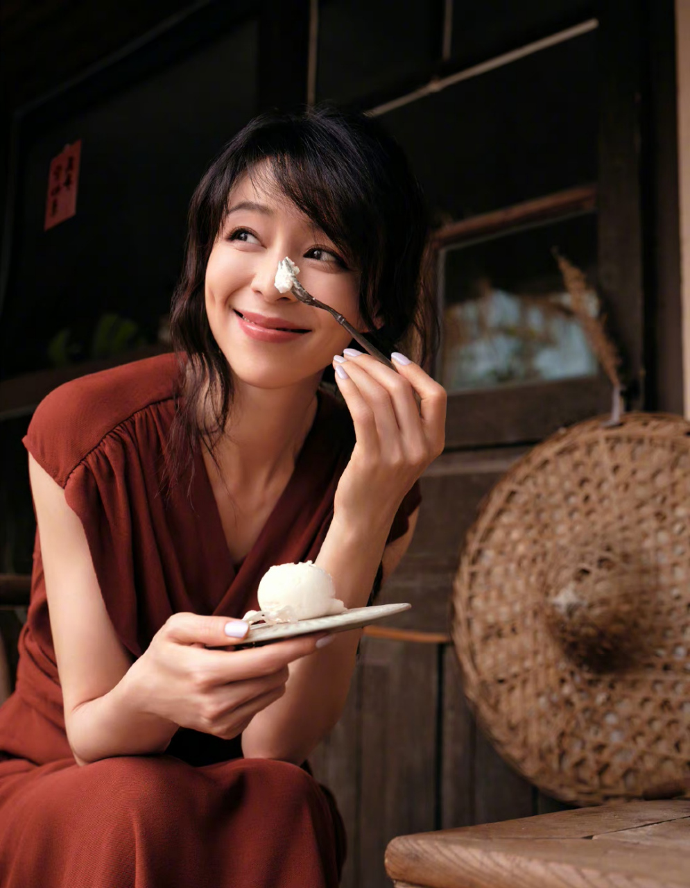 张静初# 清纯妩媚的不老女神,阳光灿烂的笑容,婀娜多姿的曼妙身姿