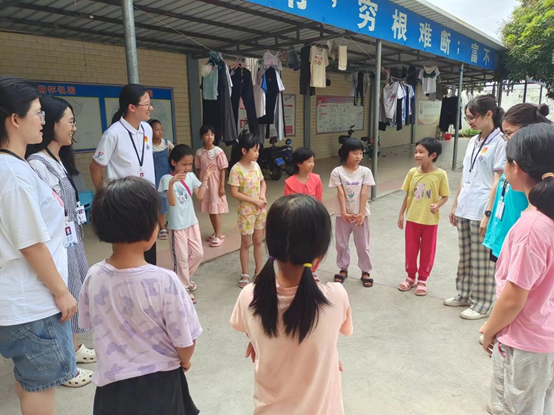 燃动夏日,乐趣无穷——趣味运动会之中年级室外篇