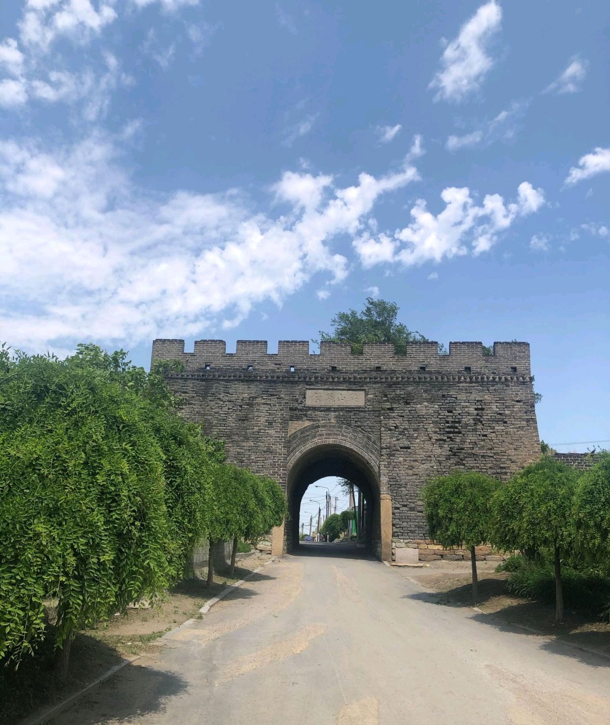 鞍山驿堡六百多年历史的明代古城鞍山市因此得名