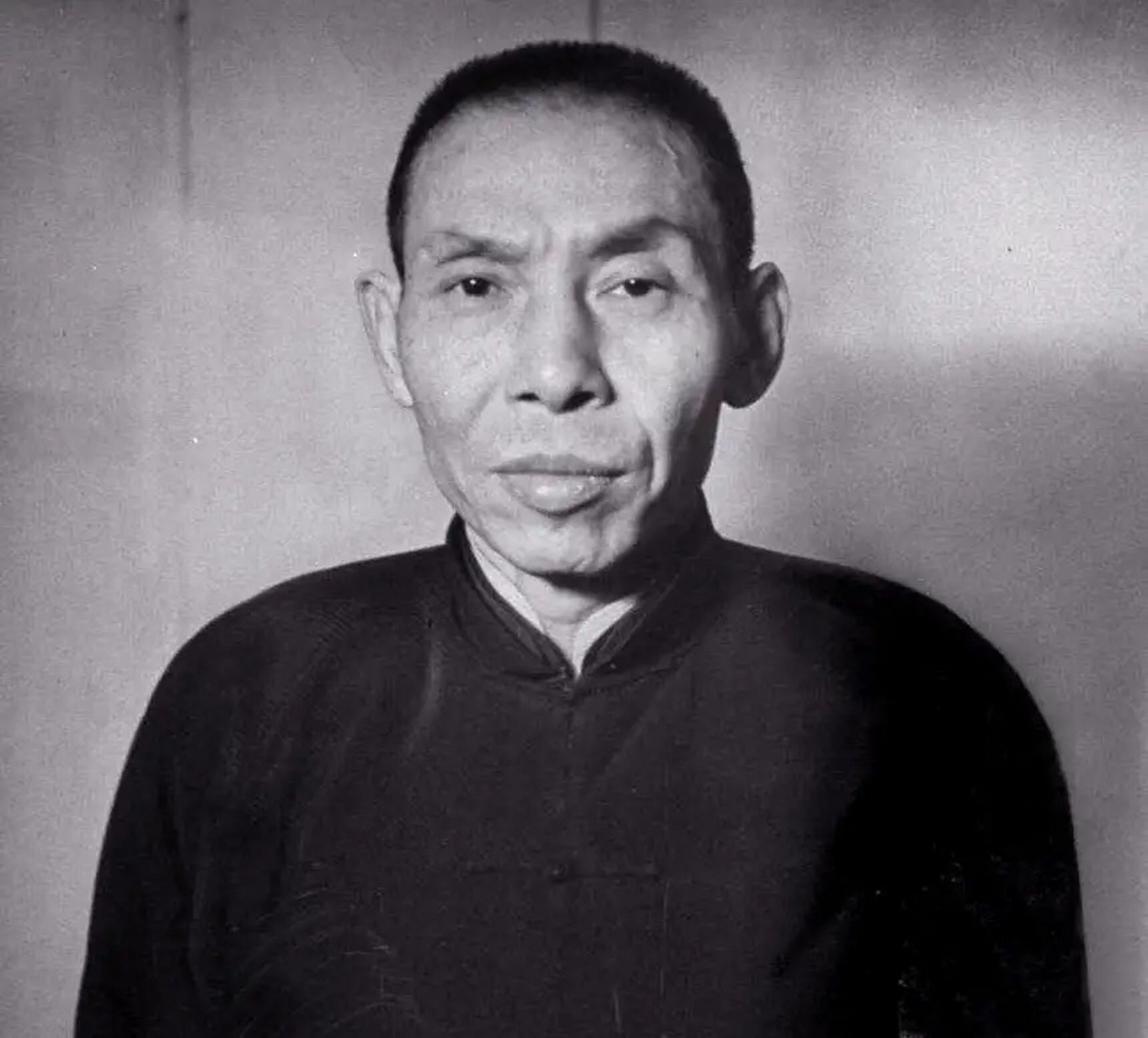 "放人可以,让露兰春陪我三天.