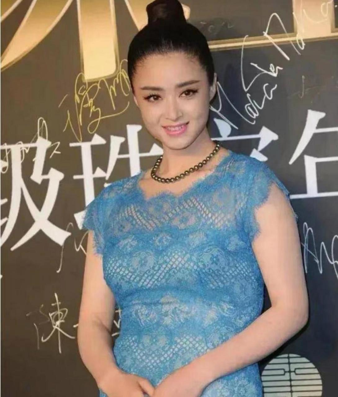 蒋欣身材那么胖,脸蛋却那么瘦,这长得也太好了,她演杨贵妃应该挺不错