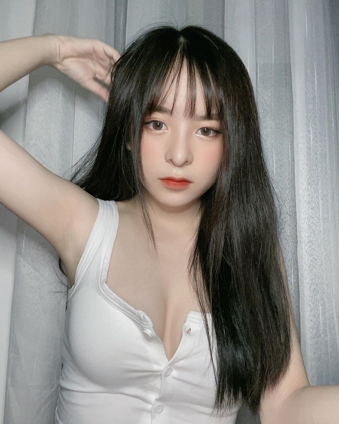 越南美少女 Khanh Van气质超清新 性感写真欣赏 Gif出处