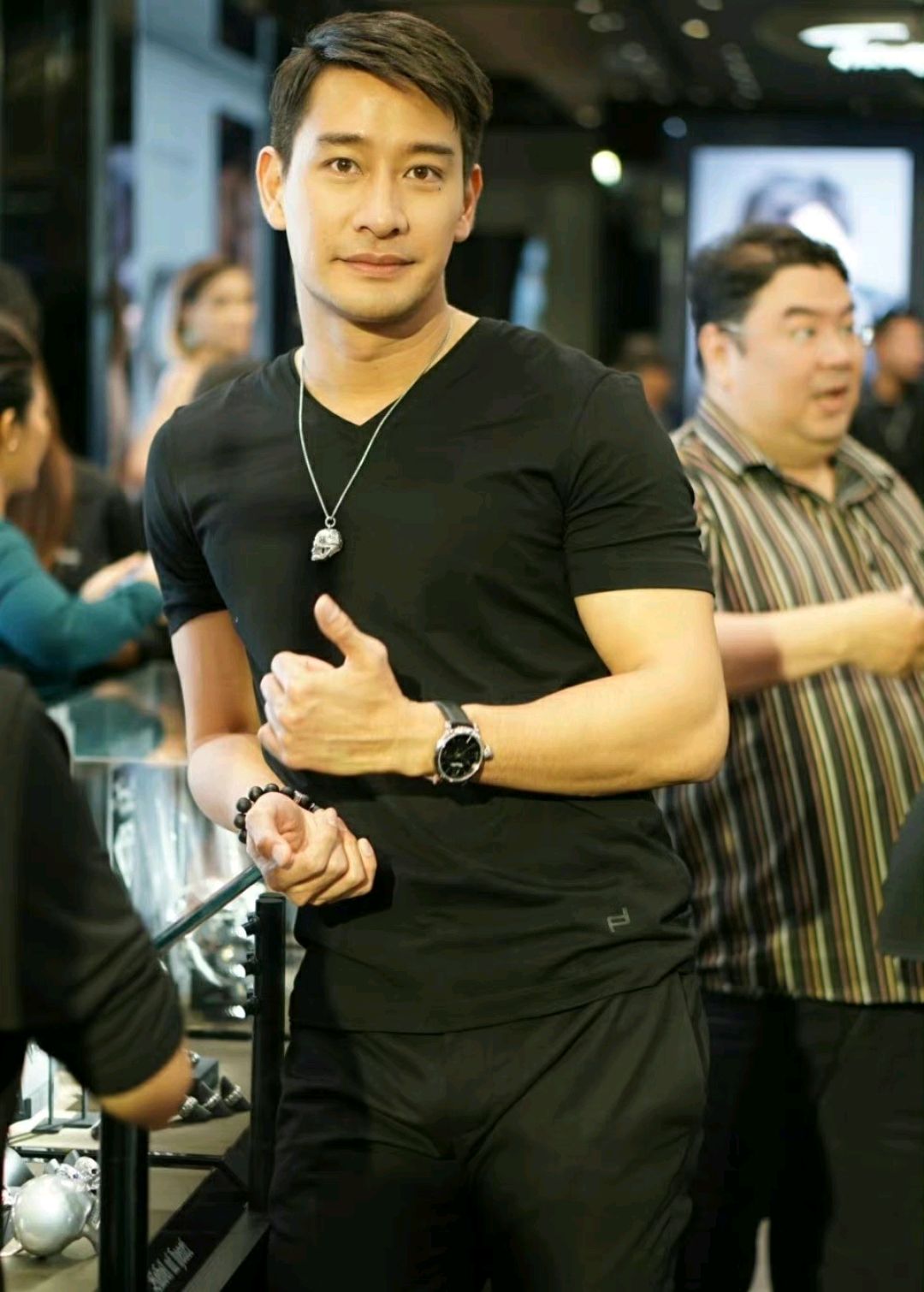泰国演员pong新冠图片