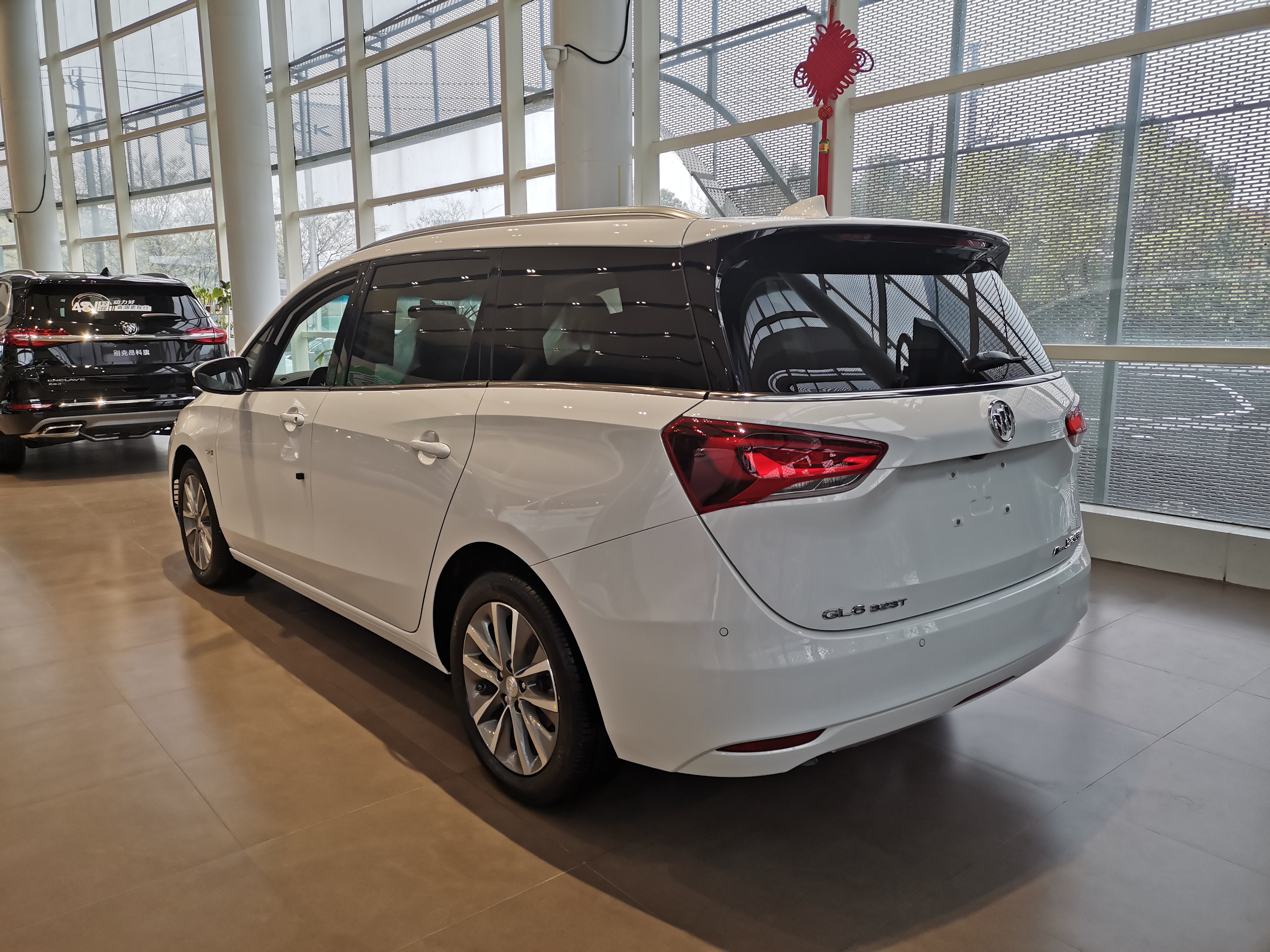 科技感领先超大舒适家用mpv首选