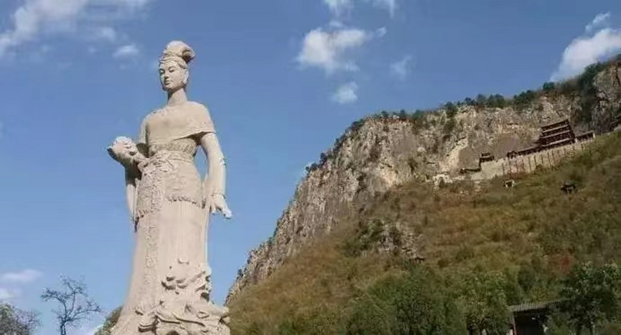 上周末带孩子开车来了古城邯郸,元宝山,女娲宫 ,七步沟 ,丛台公园,有