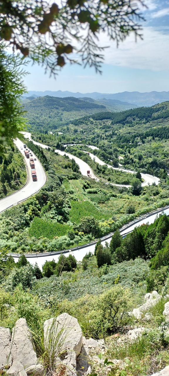 山东鲁中"天路"之牛角岭,山东的318线,不去川藏线,也能体验激情刺激.