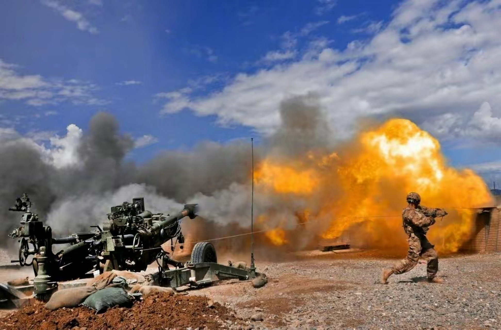 大批察打无人机卸货叙利亚  大结局即将到来,多架伊朗飞机突破封锁:大