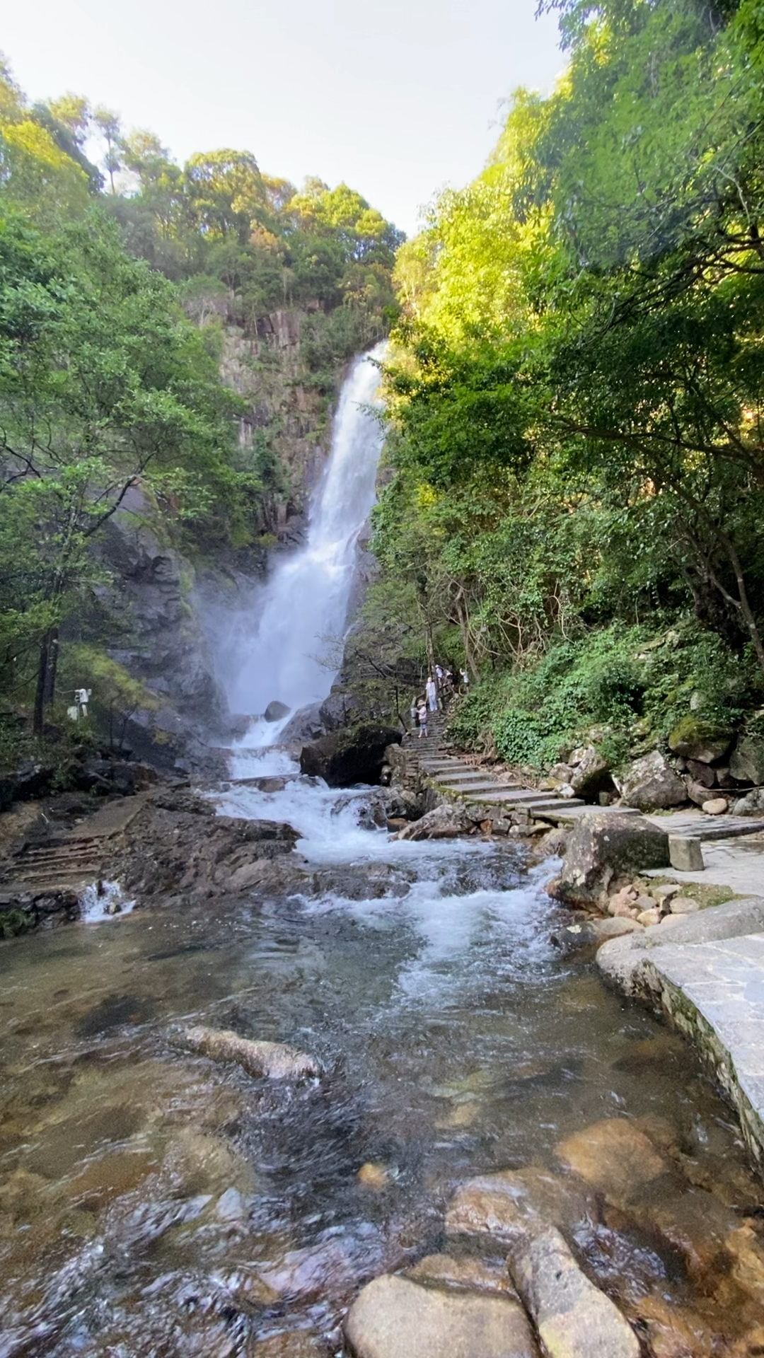 贺州瀑布图片