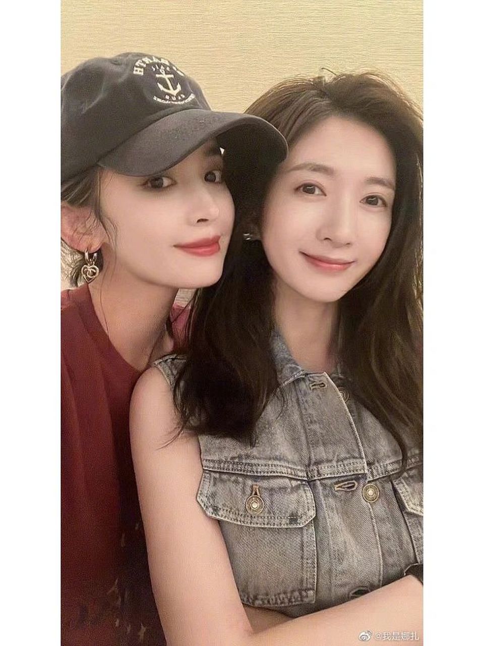 继花少3,今天再度看到娜扎 江疏影的合照,不同风格的美,叫人睁不开眼