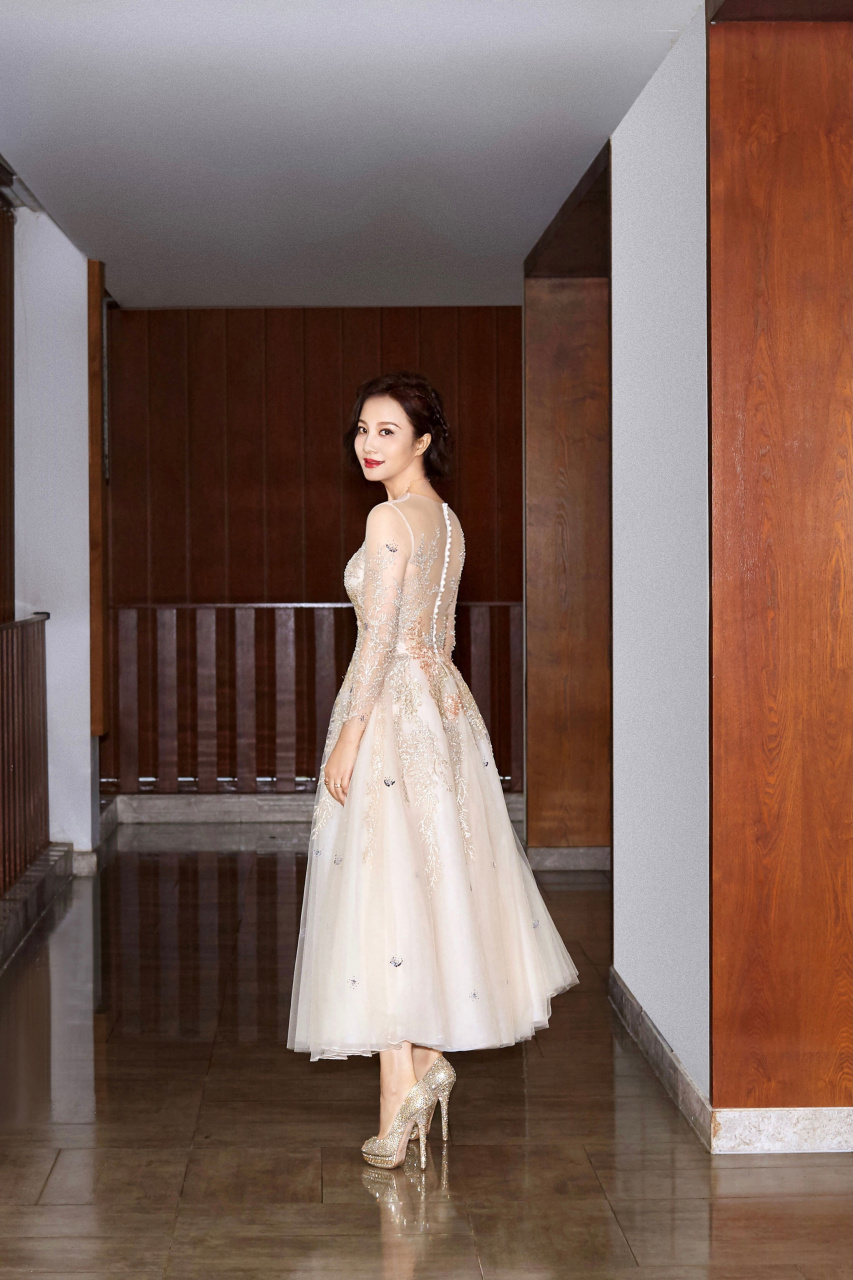 陶红  高跟玉足合集,成熟女人味道真足