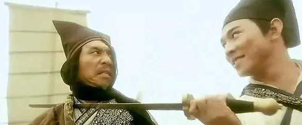 笑傲江湖中,向问天武功是什么水平