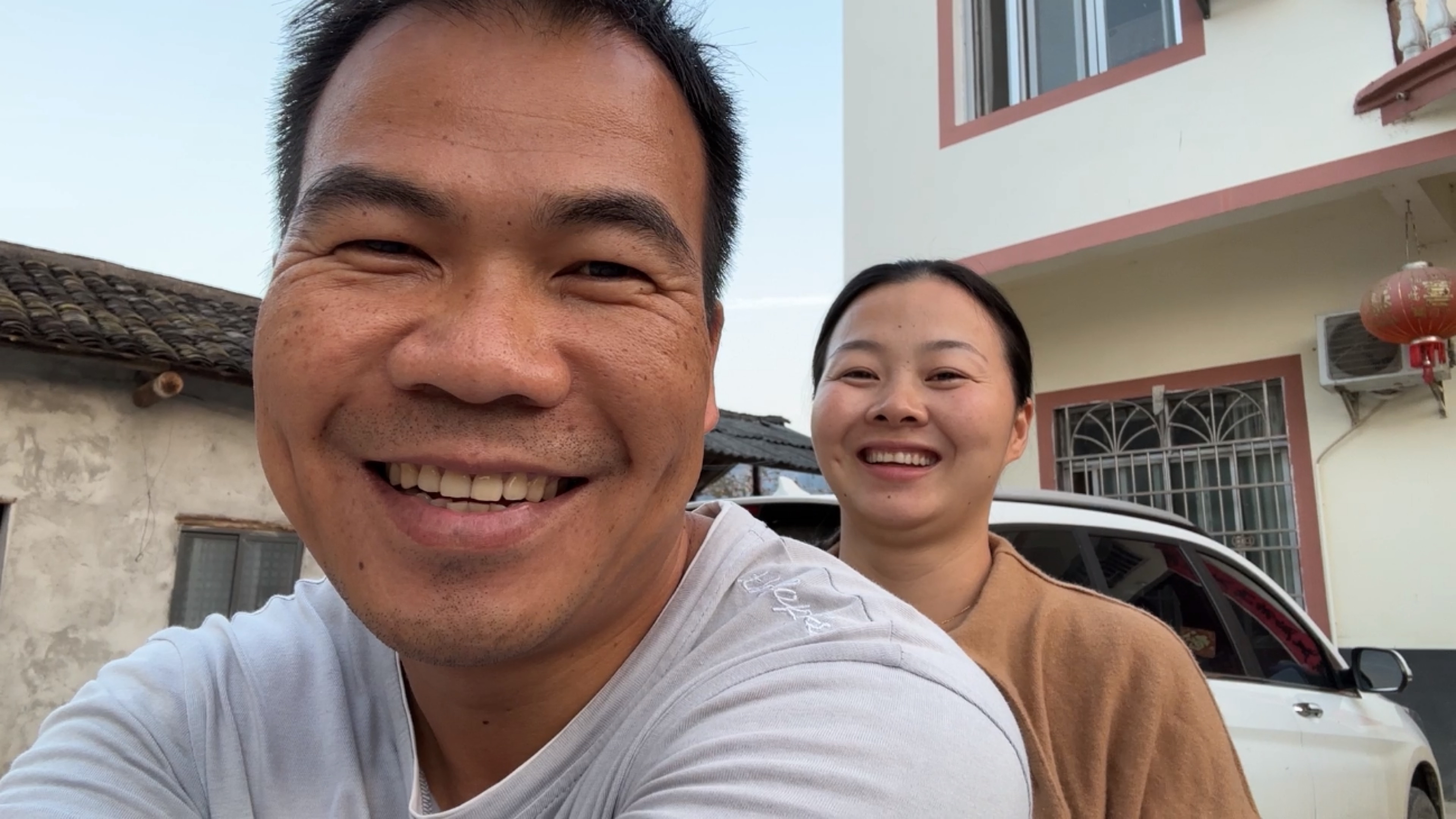 桂林农村生日宴很热闹,阿金吃酒不忘小翠,等她到现场才入桌