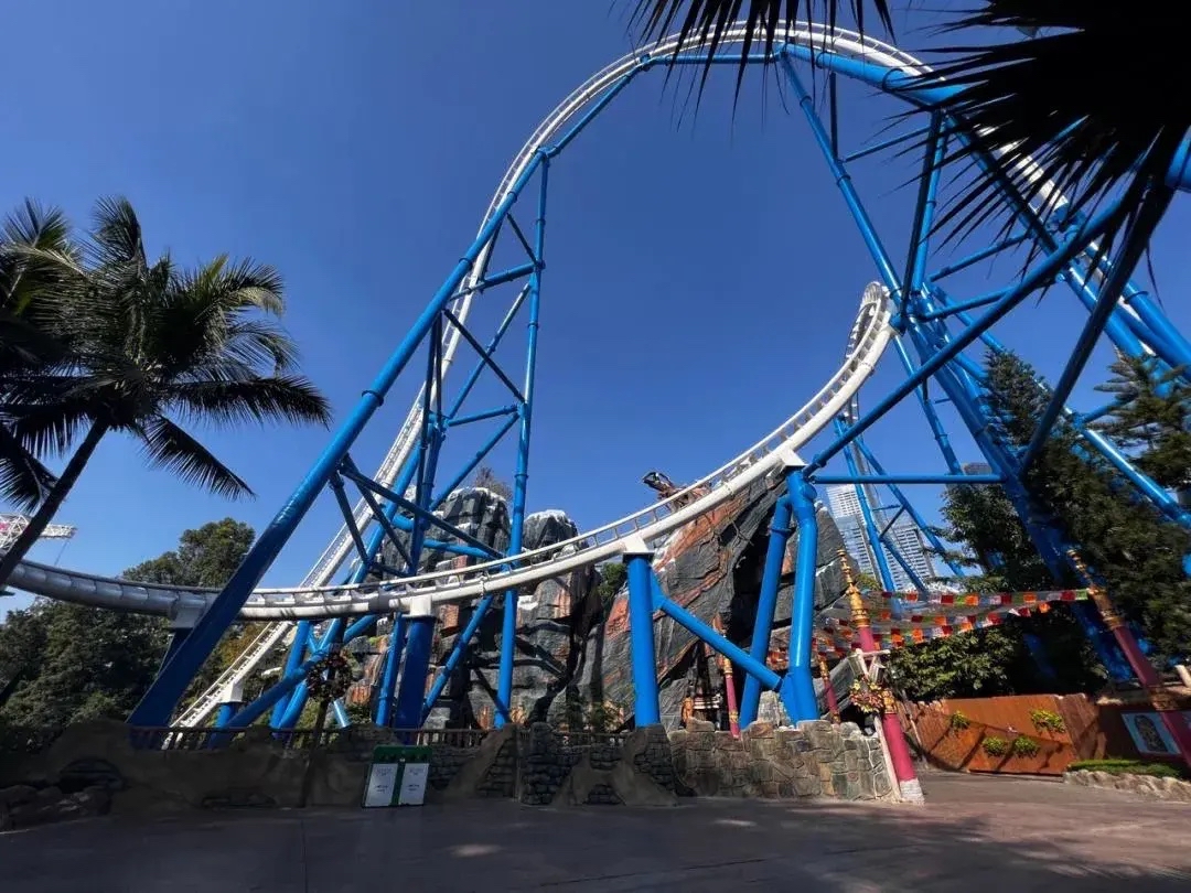 深圳欢乐谷"雪域雄鹰"过山车碰撞事故,让人们想到了安全最重要